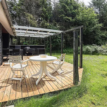 Secluded Retreat - By Traum * Løkken